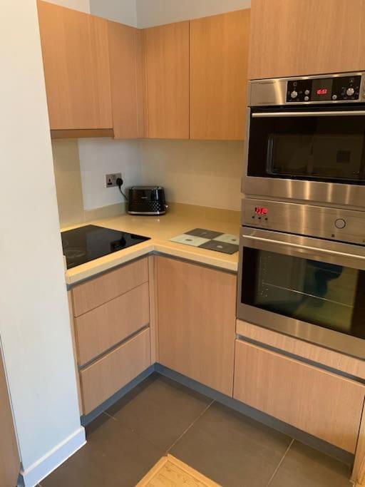 Stunning 2 Bed Flat! Centrally Located In London, Uk! Londres Exterior foto