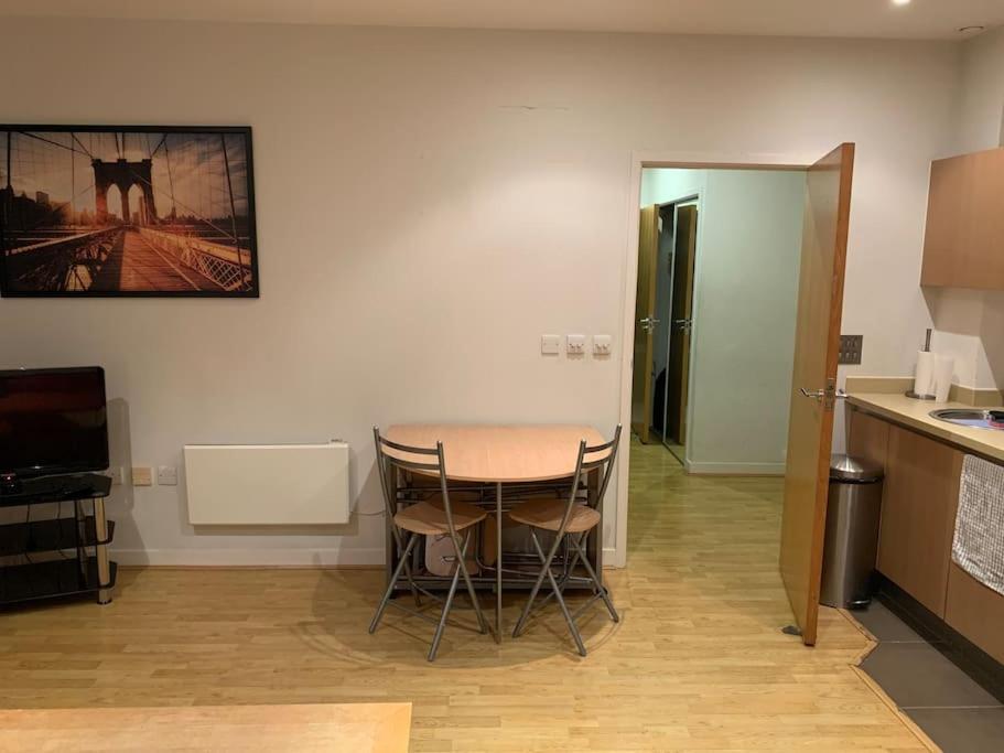 Stunning 2 Bed Flat! Centrally Located In London, Uk! Londres Exterior foto