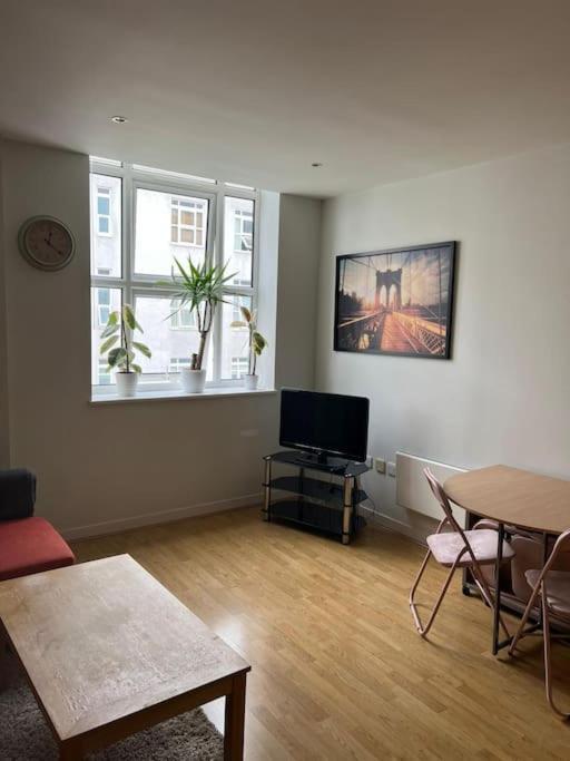 Stunning 2 Bed Flat! Centrally Located In London, Uk! Londres Exterior foto