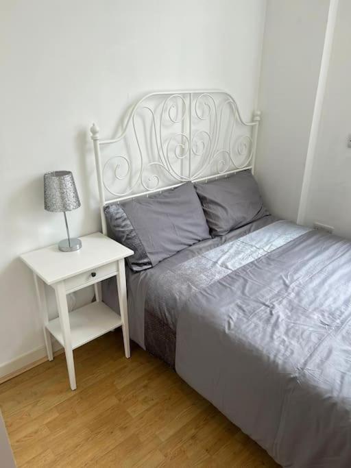 Stunning 2 Bed Flat! Centrally Located In London, Uk! Londres Exterior foto