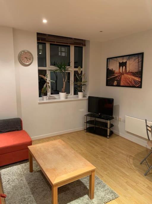Stunning 2 Bed Flat! Centrally Located In London, Uk! Londres Exterior foto