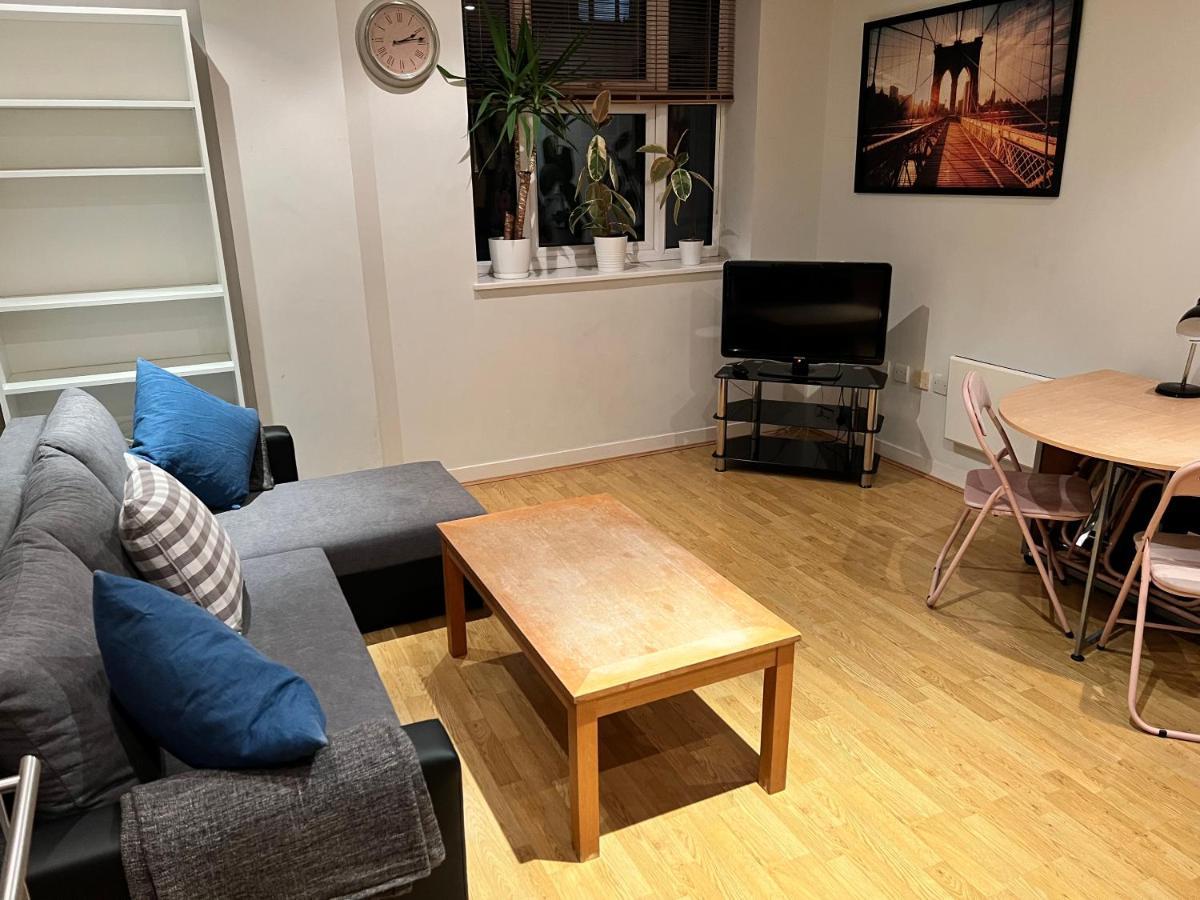 Stunning 2 Bed Flat! Centrally Located In London, Uk! Londres Exterior foto